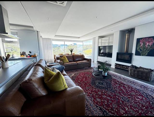 3 BEDROOM HOUSE FOR SALE IN PINNACLE POINT GOLF ESTATE